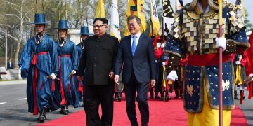 Presiden Korea Selatan Bertemu dengan Kim Jong Un dalam KTT Bersejarah