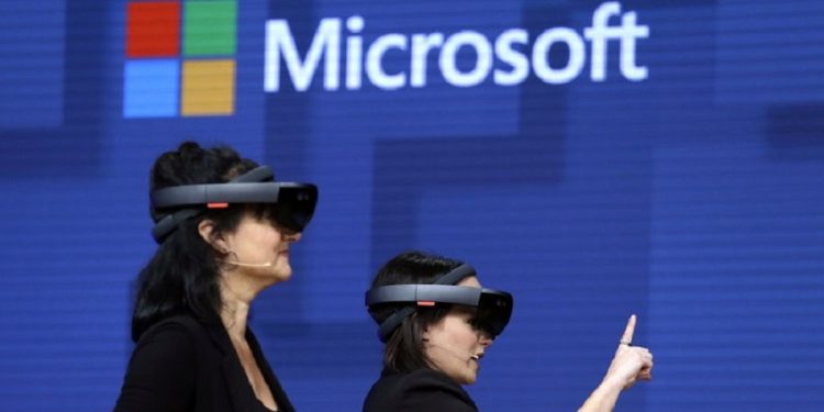 Microsoft Windows Beradaptasi dengan Penurunan Kepentingan Bisnisnya