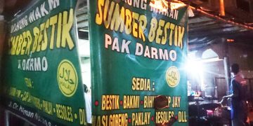 Nikmatnya Bistik, Ukulele, dan Bas Betot