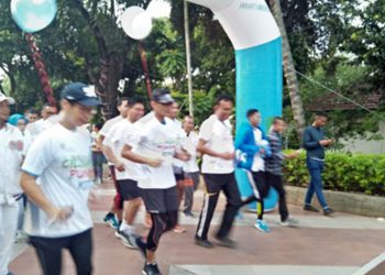 Sandi Ikuti Ciliwung Run 5K