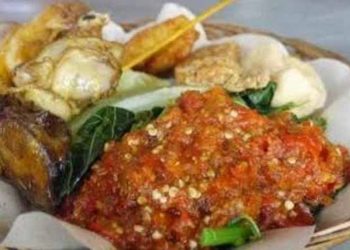 Pedasnya Sego Tempong Banyuwangi