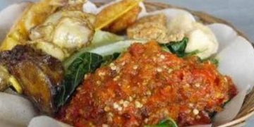 Pedasnya Sego Tempong Banyuwangi