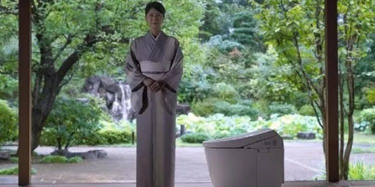 Jepang Menawarkan Bantuan China dengan ‘Revolusi Toilet’