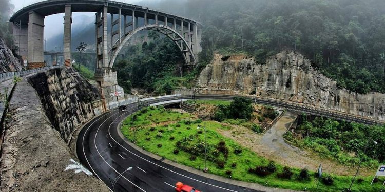 Menpar Gunakan Jalur Alumni buat Majukan Wisata Indonesia