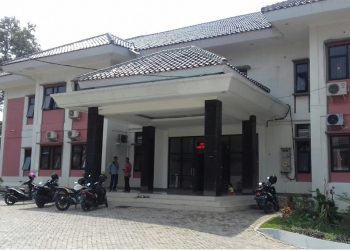 Kadis PUPR Bertolak ke Riau, Kantor Sepi