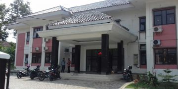 Kadis PUPR Bertolak ke Riau, Kantor Sepi