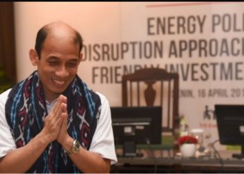 Kiat Bermedia Sosial ala Arcandra Tahar