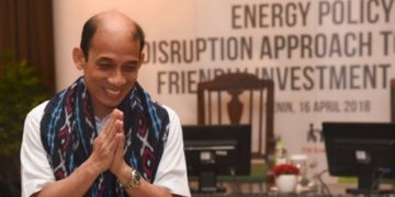 Kiat Bermedia Sosial ala Arcandra Tahar