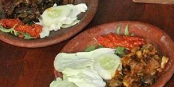 Lezatnya Belut Gepuk Bojonegoro