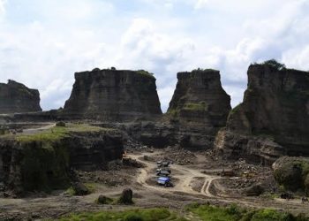 Grey Canyon di Kudus Jawa Tengah
