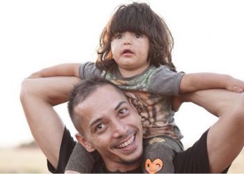 Kunjungi Anak-anak Suriah, Fauzi Baadila Terharu