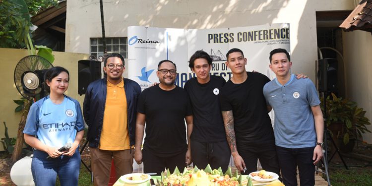 ‘Pemburu di Manchester Biru’ Angkat Kisah Jurnalis Bola Manchester