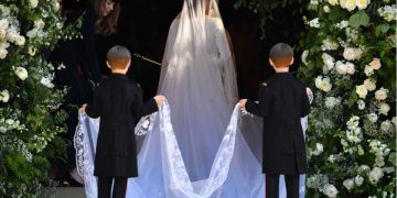 Kerudung Pilihan Meghan Markle