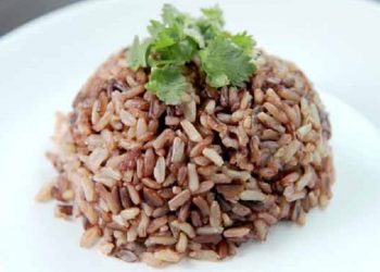 Konsumsi Nasi Merah Setara dengan 30 Menit Jalan Kaki