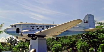 Garuda Indonesia Group Resmikan Pemugaran Replika Pesawat Pertama RI di Aceh