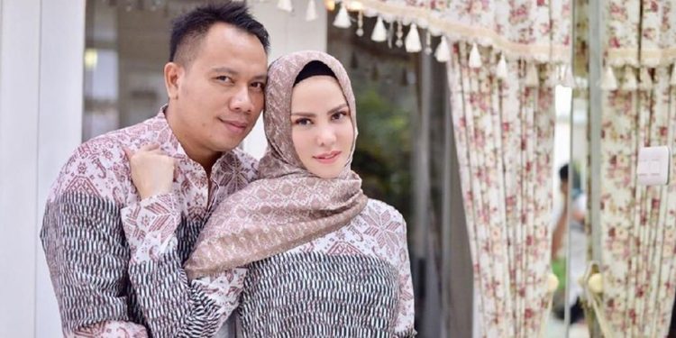 Angel Lelga dan Vicky Prasetyo Ngabuburit Happy