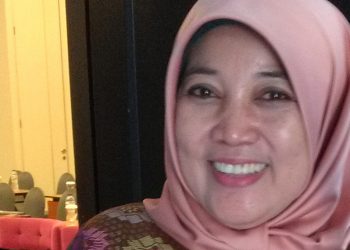 Yatti Surtiyati, si Cantik Penggiat Koperasi