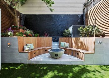 Bekas Mansion Nicolas Cage ini dijual Rp 168 M