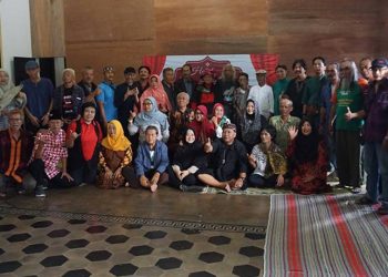 Pertemuan Bersejarah di Gedung Societet