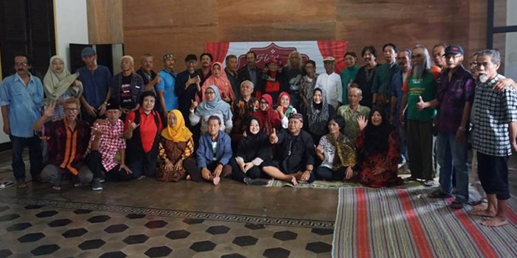 Pertemuan Bersejarah di Gedung Societet
