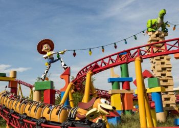 Walt Disney World Luncurkan Aplikasi Seluler Play Disney Parks
