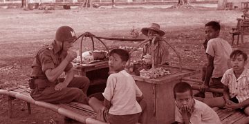 Kisah Angkringan Melawan “Penjajah”