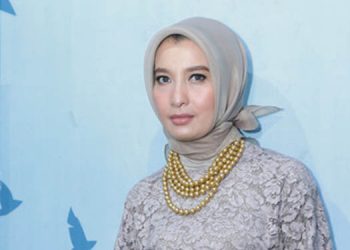 Arzeti Bilbina: Sibuk Politik, Keluarga Tetap  Nomor Satu