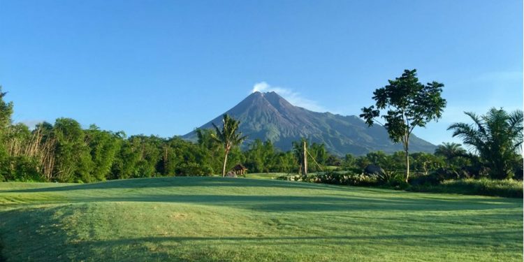 Hikayat Kerajaan Jin Gunung Merapi
