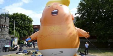 ‘Trump Baby’ siap Mengangkasa di Langit London