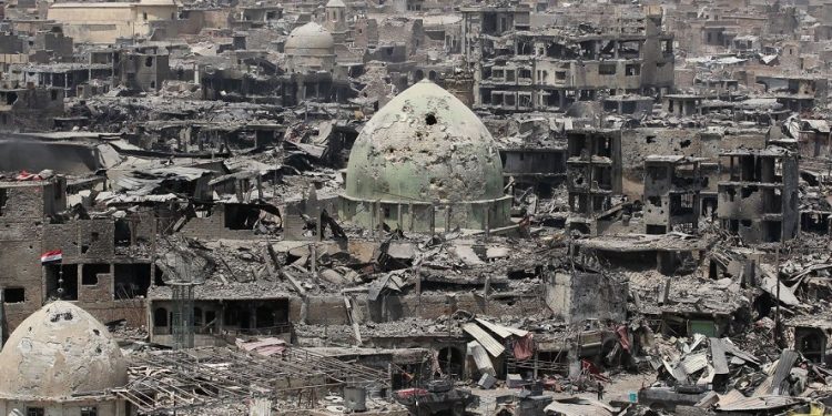 Mosul telah dilupakan dunia, bau mayat masih selimuti kota