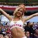 Model panas pendukung timnas Rusia sangkal pernah jadi bintang porno