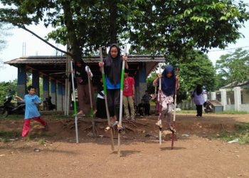 Satu Sak Semen untuk Anak-anak Babakan-Ciseeng