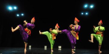 Indonesia Dance Company Kembali Hadir dengan Tema ”It’s Showtime”