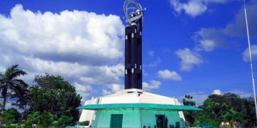 Tugu Khatulistiwa, Tempat Wisata di Pontianak
