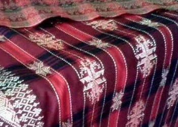Cantiknya Kain Songket Pandai Sikek