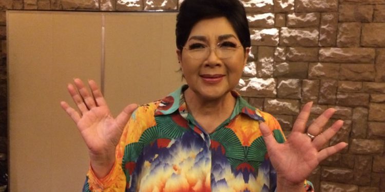 Eyang Titiek Puspa Tampil Sebagai Host di ‘Pesta Sahabat’ 2018