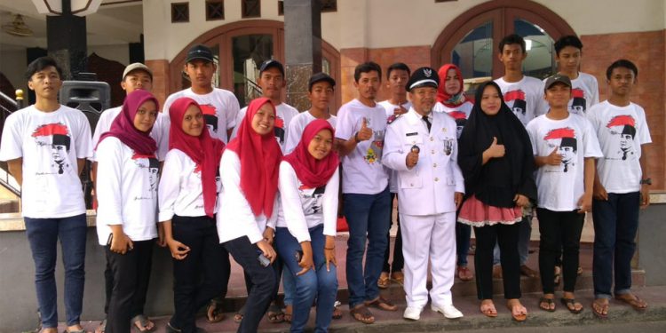 Tujuhbelasan di Kelapa Dua