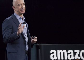 Mengapa Jeff Bezos Inginkan Karyawan Amazon Setiap Bangun Pagi “Takut”