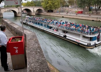 Uritrottoir, Fasilitas Pipis Ramah Lingkungan di Paris