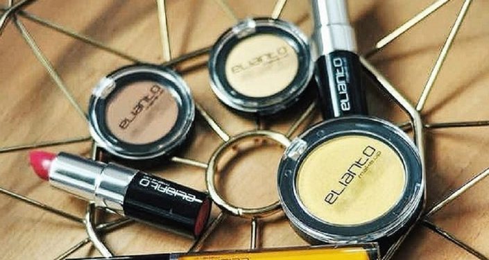 Anda Berani Makeup Pakai  Kosmetik yang Diilhami Durian?