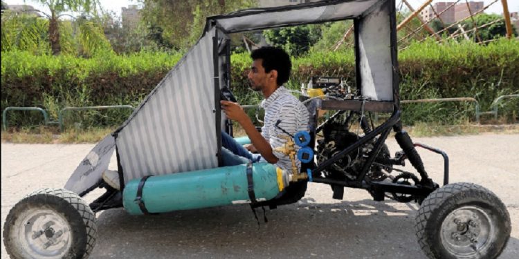 Mahasiswa Mesir Mendesain Mobil yang Melaju dengan Oksigen