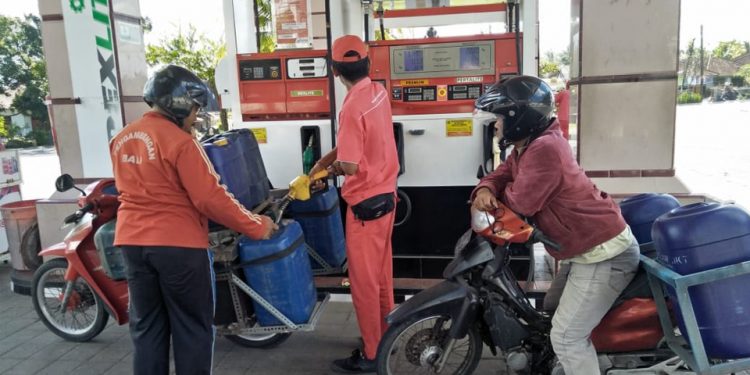 Pelayanan SPBU di Jembrana Diduga Langgar Aturan