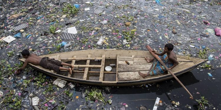 Sampah Plastik Asia Mencekik Lautan di Global