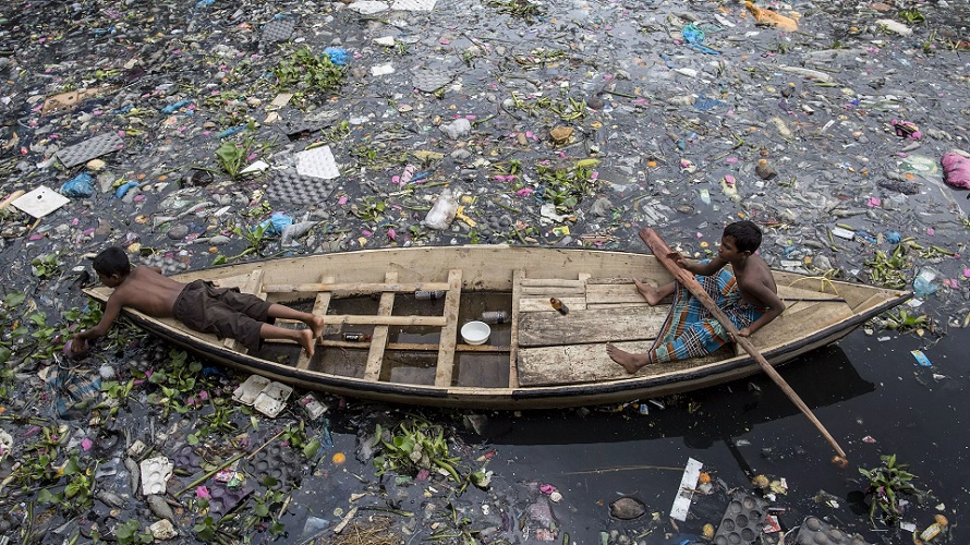  Sampah Plastik Asia Mencekik Lautan di Global