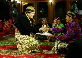 Sutradara Damien Dematra Dianugerahi Gelar Kanjeng Pangeran