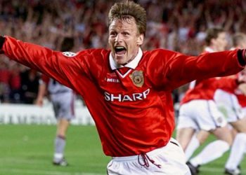 Teddy Sheringham Ikuti Lomba Lari RedsRun 2018 di Jakarta