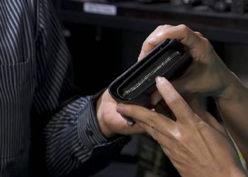 Waspada, Kamera Tersembunyi Mungkin Mengintip dan Merekam Anda