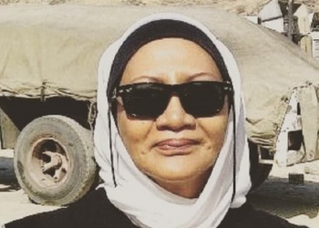 Ratna Sarumpaet Digebuki, Fakta atau Drama Politik?