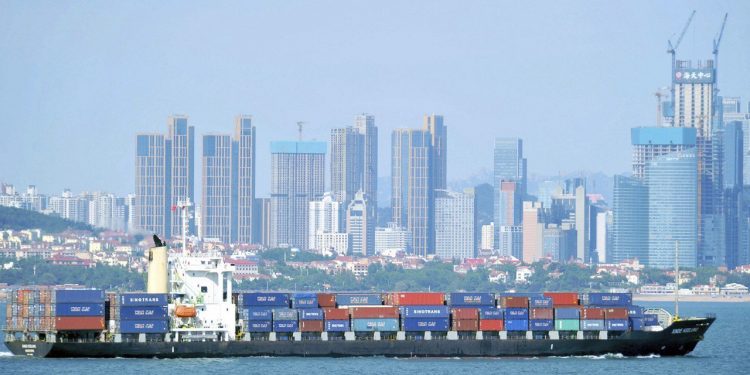 Dunia Menanti Akhir Perang Dagang AS – Cina