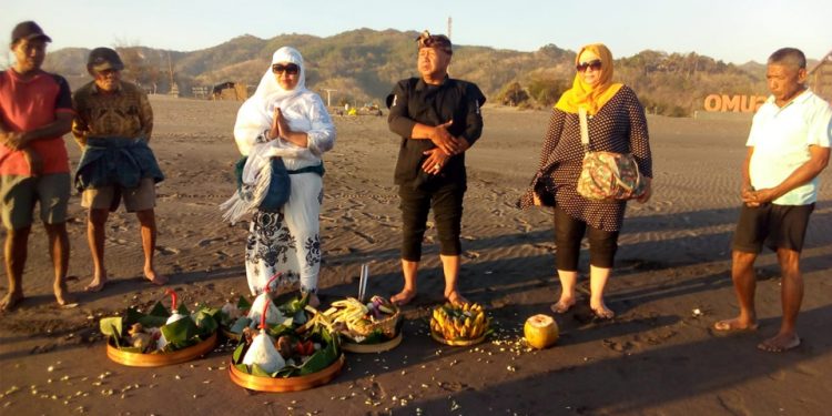 Ritual Persembahan Ratu Susuk buat Ratu Kidul